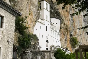 Welche Schritte sind nötig, um einen Smart Speaker einzurichten