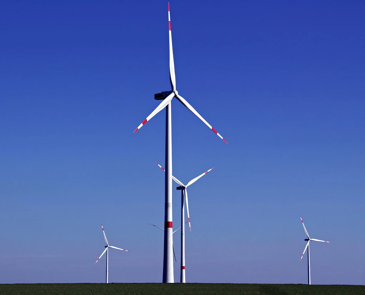 Welche Maßnahmen helfen, um den Energieverbrauch meines Hauses zu senken?